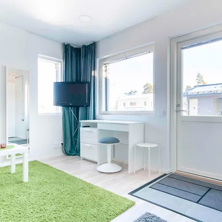 Yksioe Turun Hirvensalossa Apartman