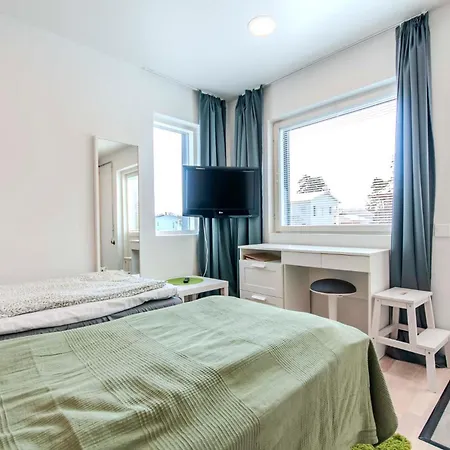 Yksioe Turun Hirvensalossa *